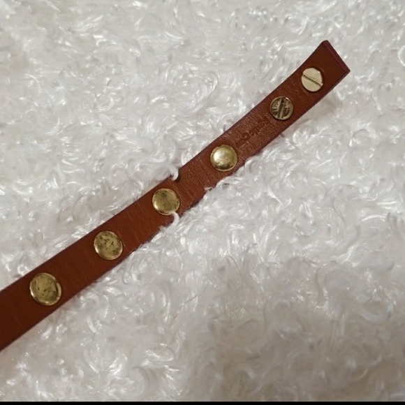Rustic Cuff Red Metallic Wrap Cuff Vinrage Gold Hardware Megan - Picture 6 of 6